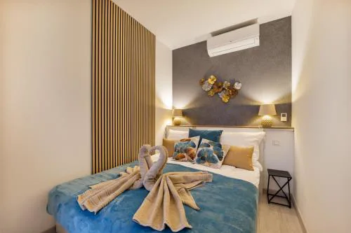 Rames-Cosmo Downtown Apartment with rooftop POOL