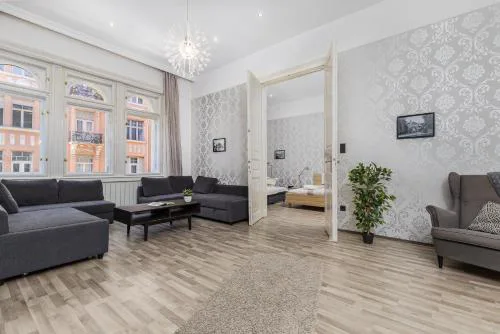 Real Apartments Semmelweis