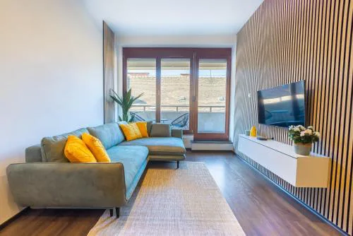 Sensational Location 3Room Apt
