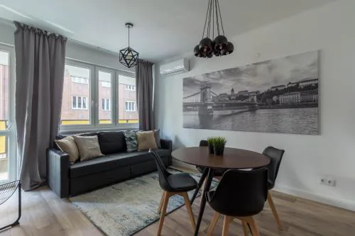 Standard Apartment by Hi5 - Madách