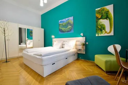 Standard Apartment by Hi5 - St. King street 16.