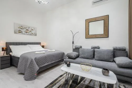 Stellar Dwell Apartment