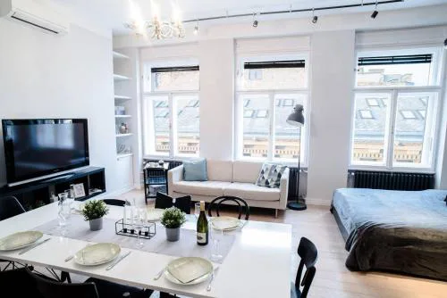 Stunning new central home near Basilica