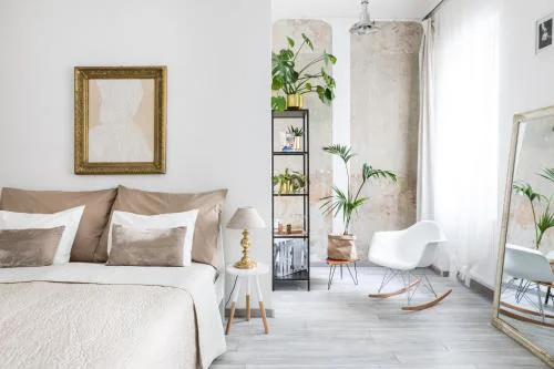 STYLISH APARTMENT IN THE HEART OF THE CENTER with Air Conditioner