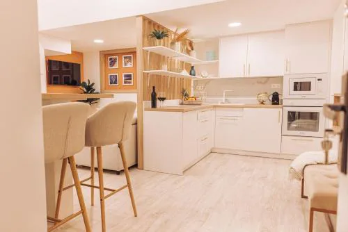 Stylish Apartments at Ruin Pub District