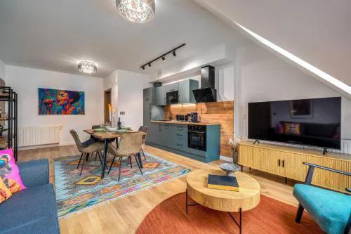 Stylish Flat with Parking in Budapests Vibrant Area