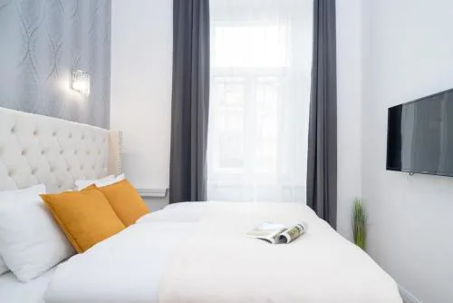 Stylish large apartment at super central location