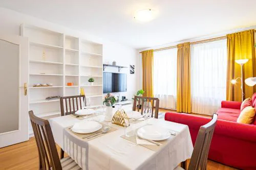 Sunny Apartment