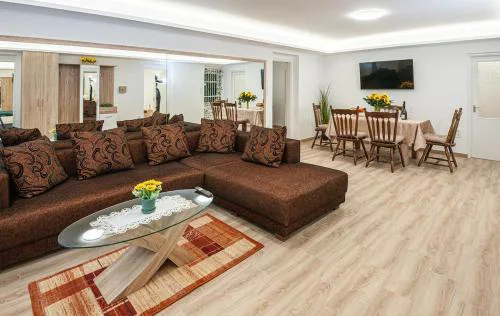 Sunrise Airport Inn - Free Parking