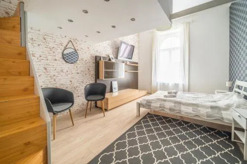 Susan Apartment near Blaha Lujza Square