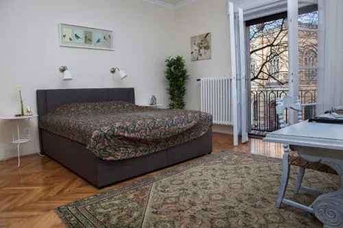 Synagogue View Apartment