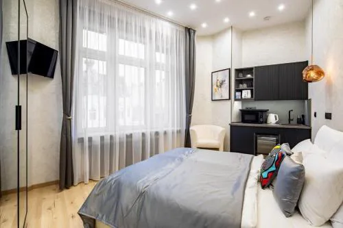 Ultra Central - Stylish Studio