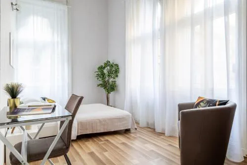 Urban Lights Apartment in Downtown Budapest