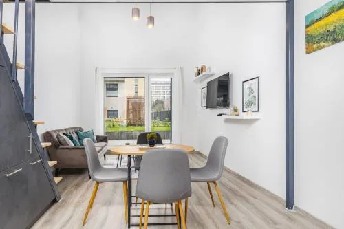 Venus Apartments - Westside residence