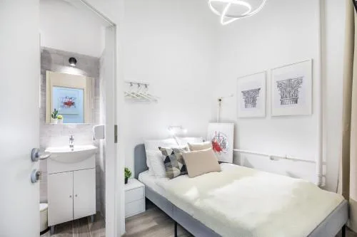 Very Central - Small Studio for Solo Traveller