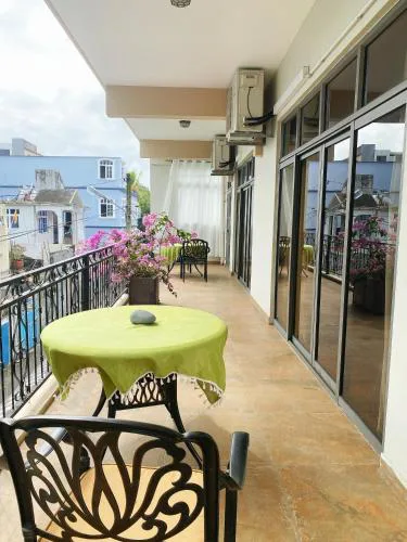 Belle Mare Apartment