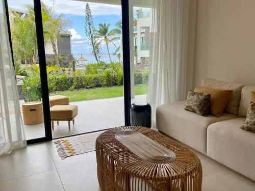Exclusive beachfront apartment