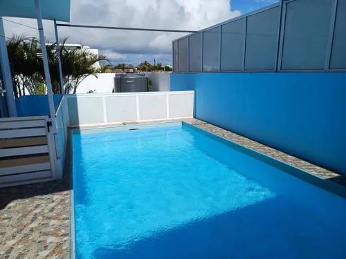 Belle Maison Authentique avec Piscine