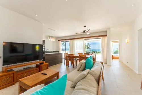 Penthouse with sea view 3 bedrooms