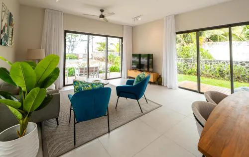 Brand New Beachfront Ocean Terraces residence, Poste Lafayette-Apt-D1