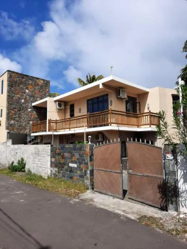 Comfortable apartment in Blue Bay with shared pool
