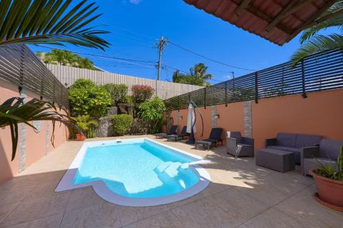 Villa PEARL, 3 chambres, piscine privée à Pointe aux Piments