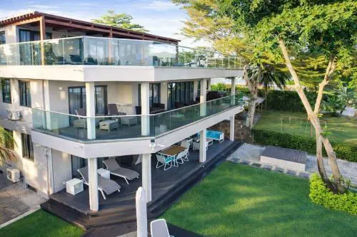 Recife Noir Apartments Mauritius or Black Reef Apartments Sea Front Mauritius Penthouse 2nd floor