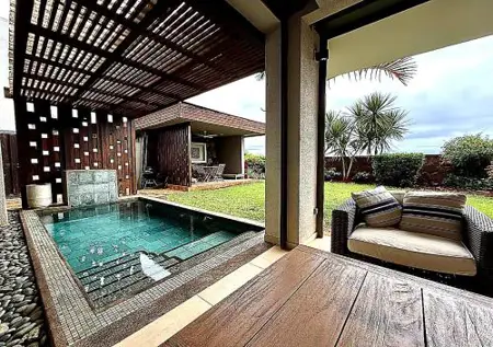 Royal Park Resort & Villas