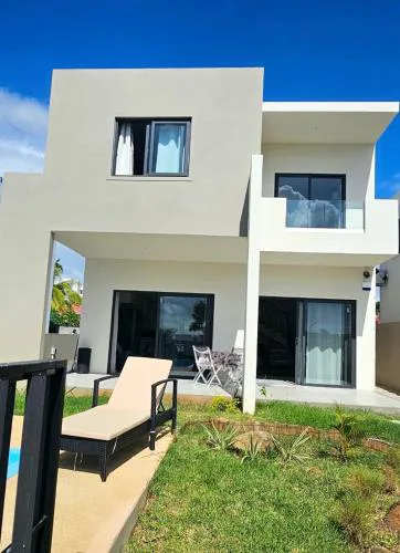 Entire villa with private pool and seaview Albion Mauritius
