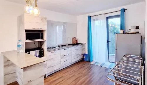 Le Bouchon Public Beach Apartment