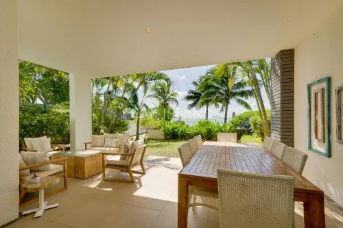 Apt sur la plage, RDC, vue mer, plage privée