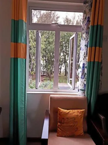 Beachfront two bedroom apartment-perfect sea escape!