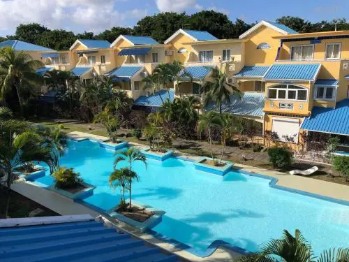Beachside Holiday Escape Gem
