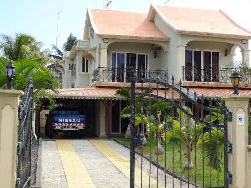 Beau seaside villa