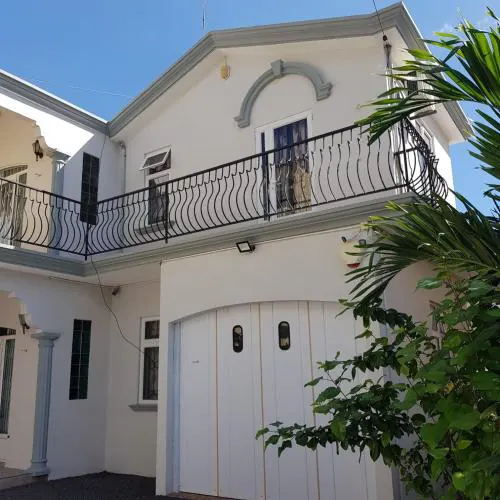 Charismatic 6-beds private spacious family villa with private big pool near beach flic en flac