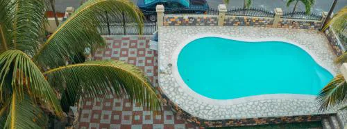 RS VILLA student share apartments with private room,free wifi ,100mts to the beach