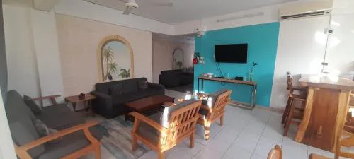 Rush Lounge