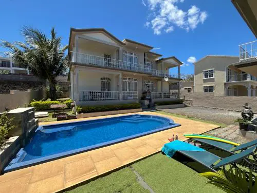 Tropical Retreats