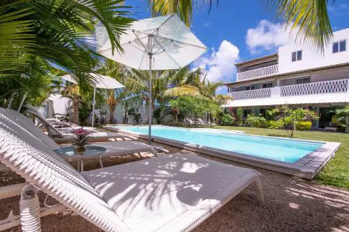 Le Mandala Moris Guesthouse Pointe aux Canonniers