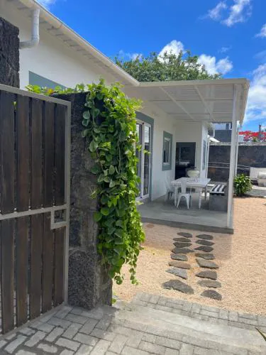 Malena Guest House