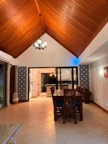 Oasis villa grand baie