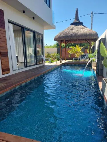 Sea Rock Villa