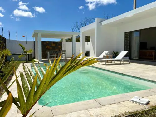 Villa with pool in Grand-Bay