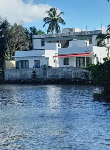 Ashan Seafront Bungalow 2