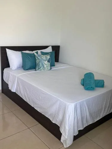 Jade Apartment