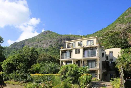 Charming studio in Moka 40 m² with mountain view terrace