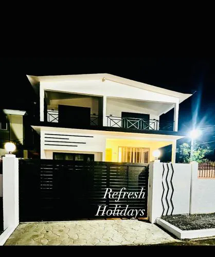 Refresh Holidays