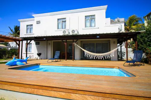 Villa Quatre coco avec piscine, accès plage à pied