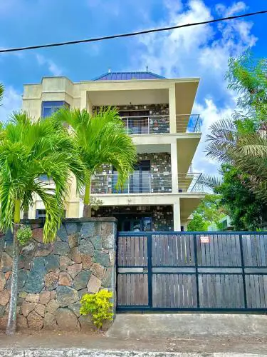 Paradise Triplex