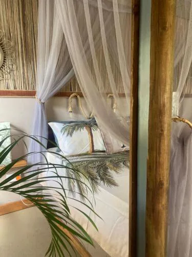 Emelios Lodge